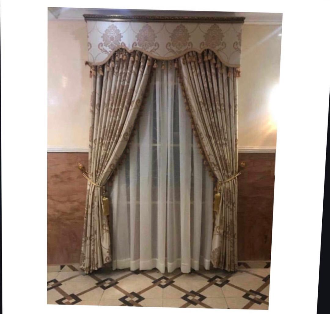 High Quality Curtains With Exotic Frames