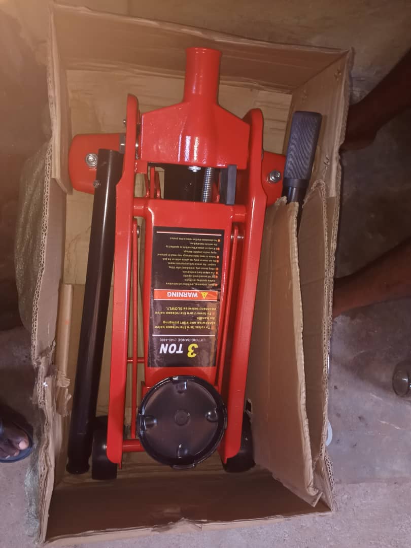 3ton Capacity Hydraulic Floor Jack